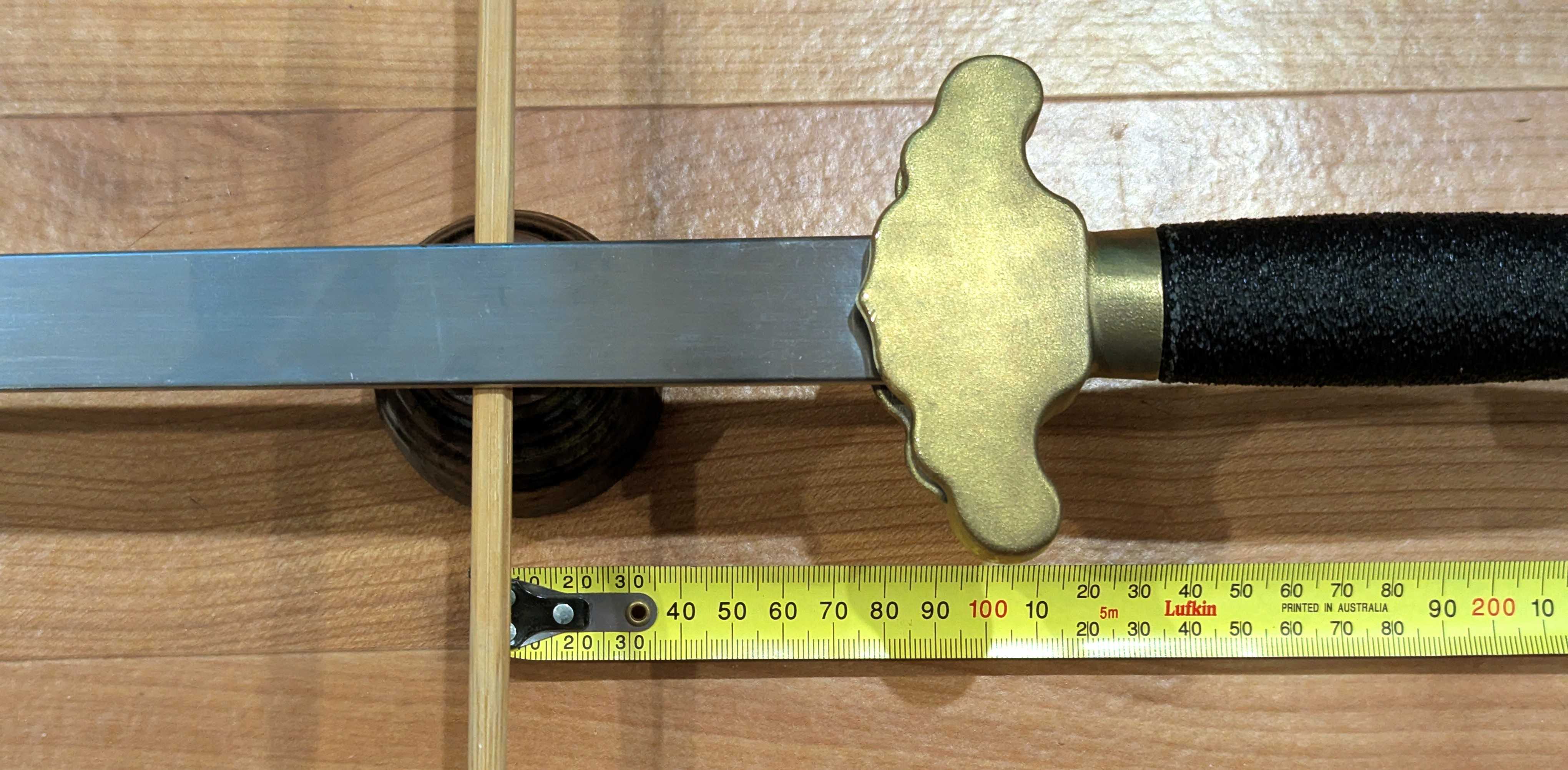 Castille Armory Sparring Jian Closeup of Point of Balance